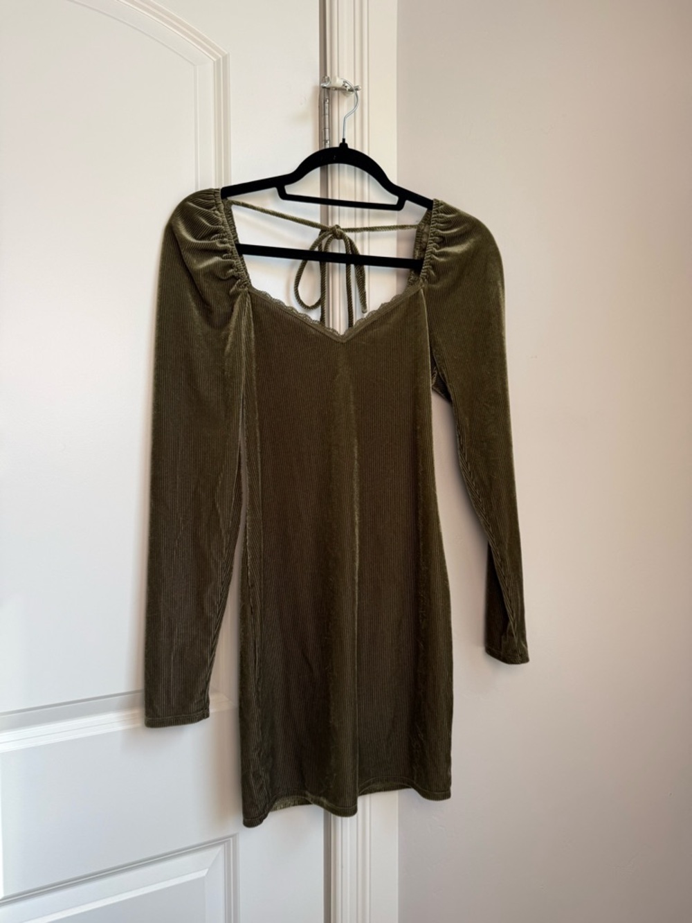 Olive Green Long Sleeve Velvet Mini Dress